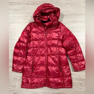 Calvin Klein Women’s Red Packable Down Filled Hooded Jacket